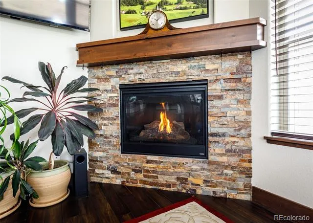 1922 Sunshine Peak Drive Loveland, CO 80538