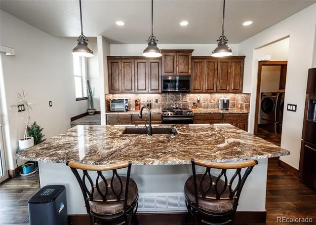 1922 Sunshine Peak Drive Loveland, CO 80538