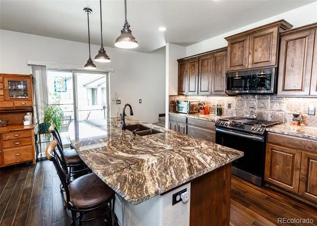 1922 Sunshine Peak Drive Loveland, CO 80538