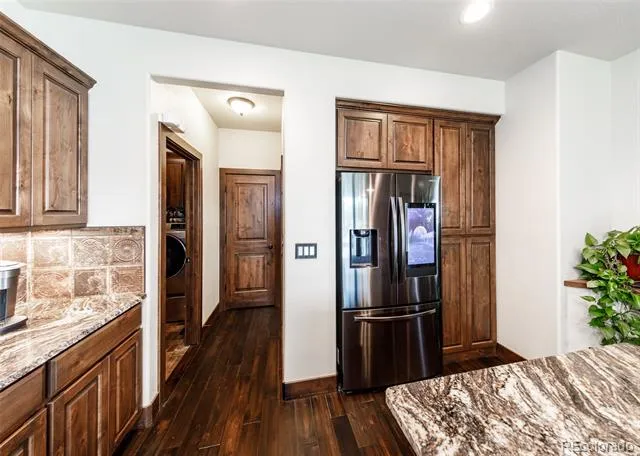 1922 Sunshine Peak Drive Loveland, CO 80538