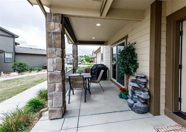 1922 Sunshine Peak Drive Loveland, CO 80538