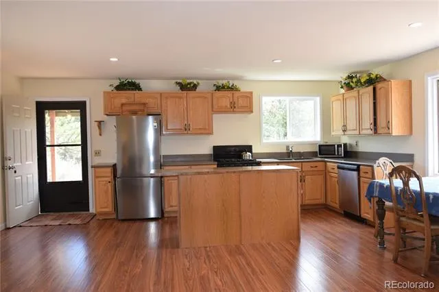1651 Aspen Trail Hartsel, CO 80449