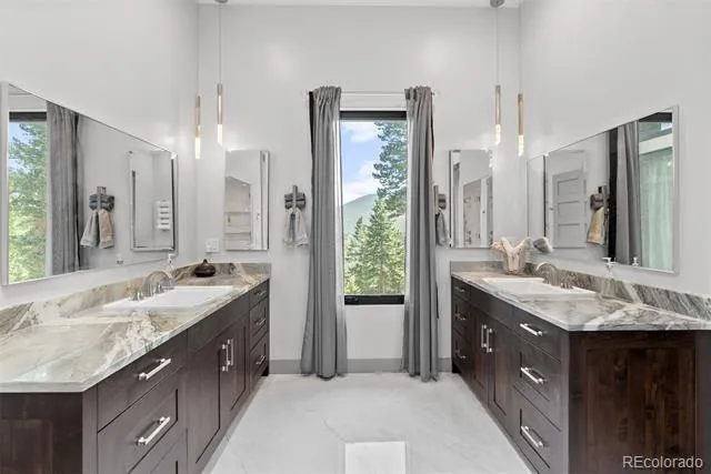 1082 W Meadow Road Evergreen, CO 80439