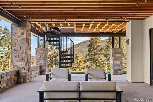 1082 W Meadow Road Evergreen, CO 80439