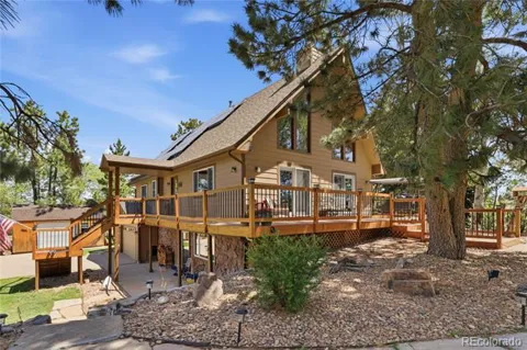 607 Meadow Station Circle