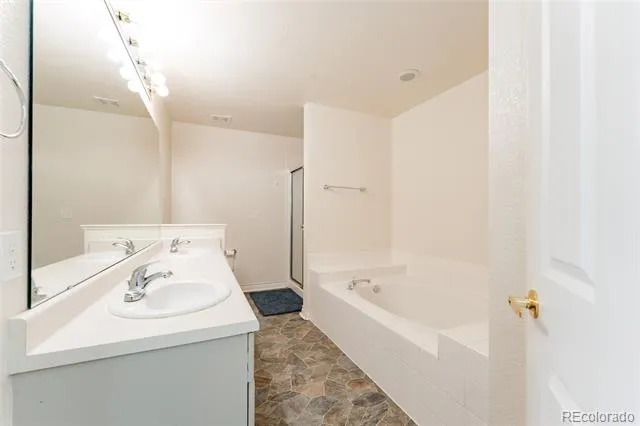 8386 S Garland Way Littleton, CO 80128