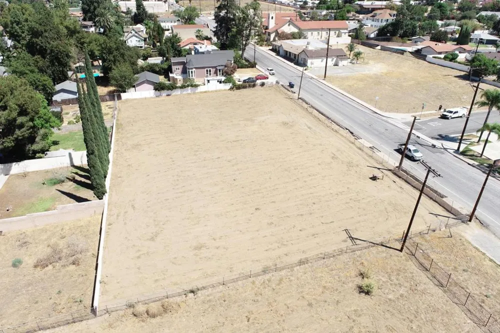 1504 Palm Ave Highland, CA 92346
