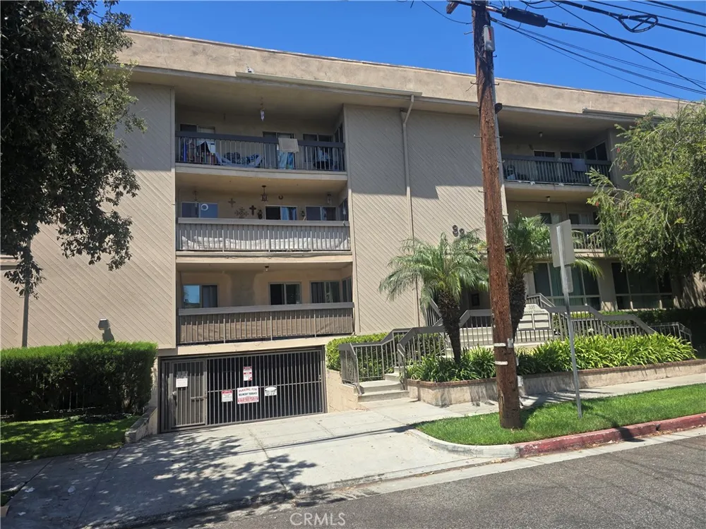 335 Adams #106 Glendale, CA 91206