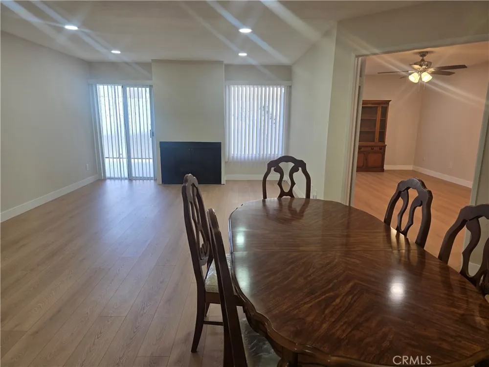 335 Adams #106 Glendale, CA 91206