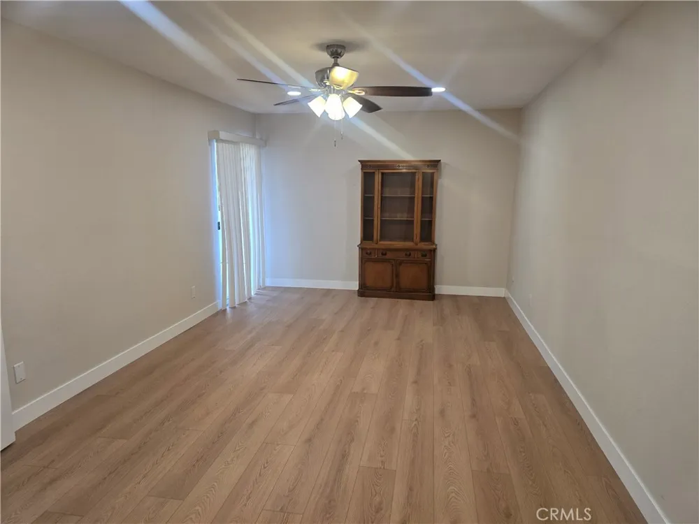 335 Adams #106 Glendale, CA 91206