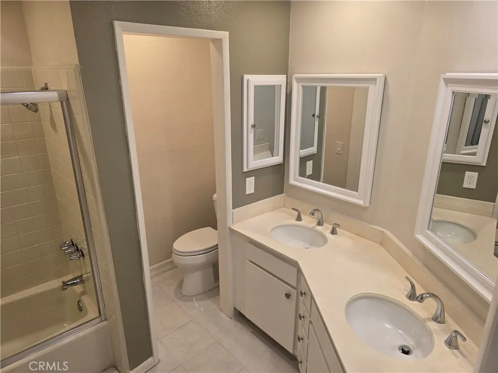 335 Adams #106 Glendale, CA 91206