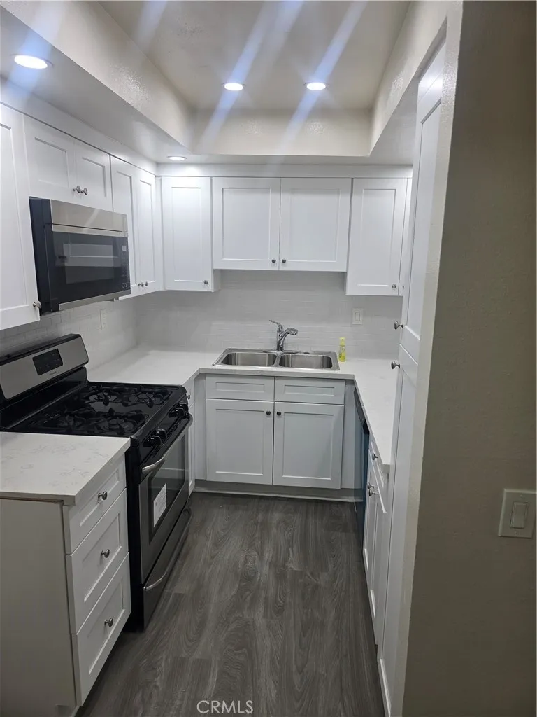 335 Adams #106 Glendale, CA 91206