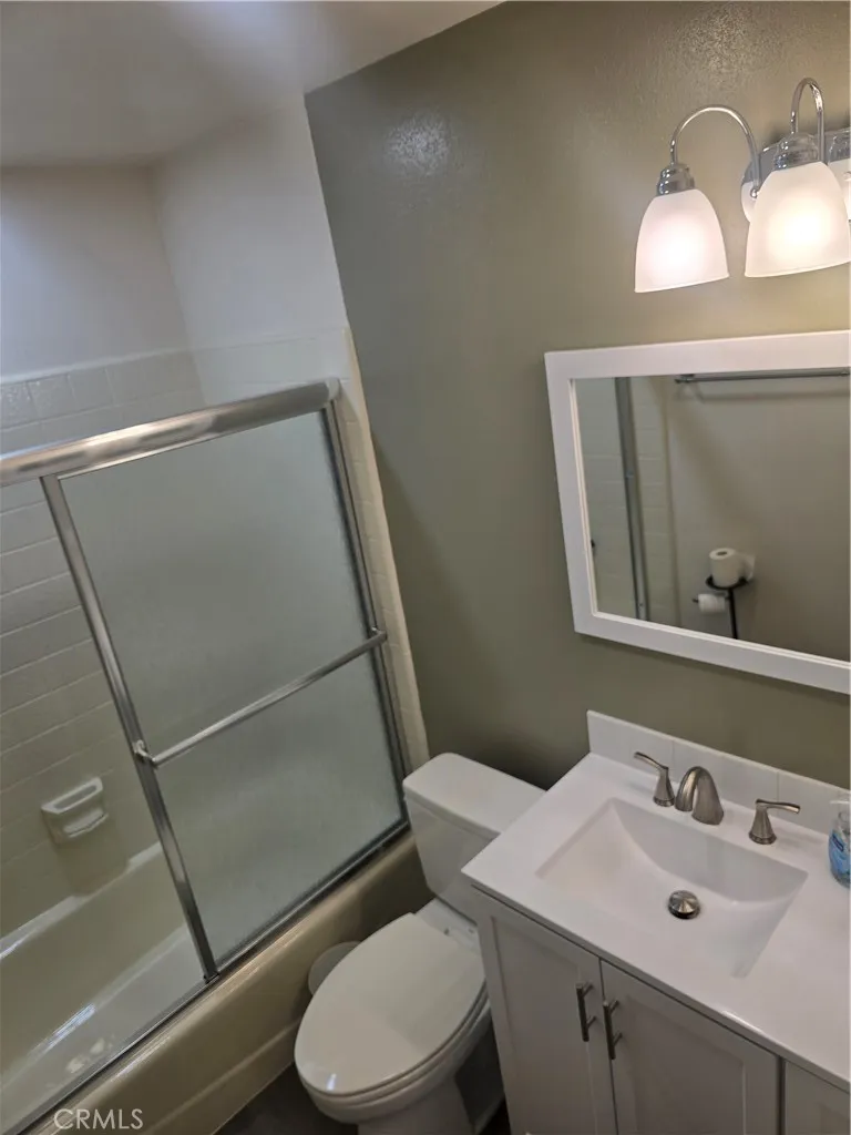 335 Adams #106 Glendale, CA 91206