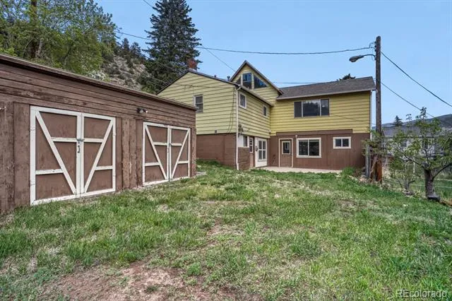 327 Virginia Street Idaho Springs, CO 80452