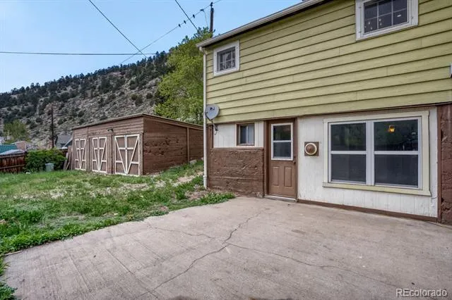 327 Virginia Street Idaho Springs, CO 80452