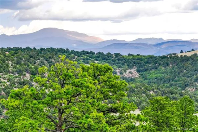 433 Antler Hill Trail Canon City, CO 81212