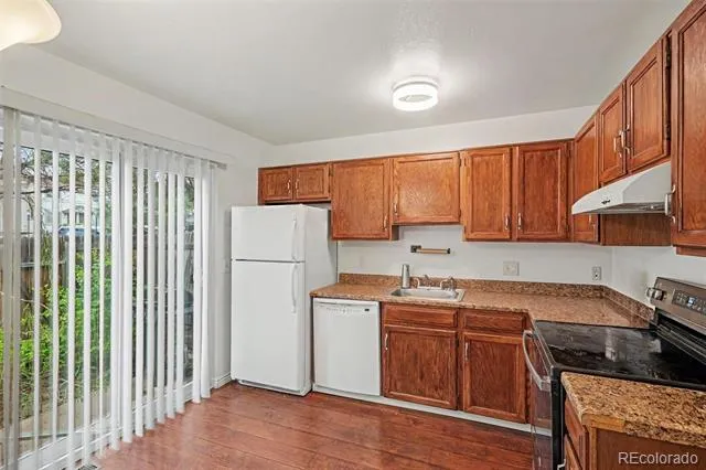 17643 E Loyola Drive #B Aurora, CO 80013