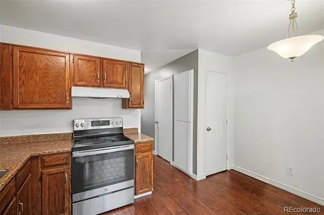 17643 E Loyola Drive #B Aurora, CO 80013