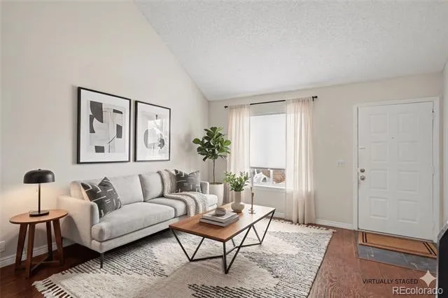 17643 E Loyola Drive #B Aurora, CO 80013
