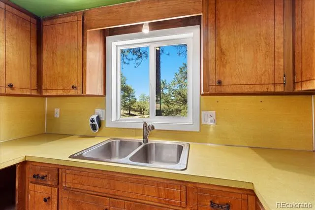 296 Palomino Way Crestone, CO 81131