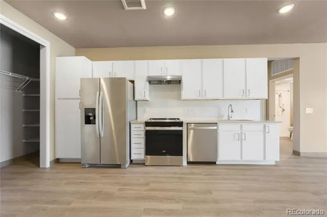 12983 W Ida Avenue #401 Littleton, CO 80127