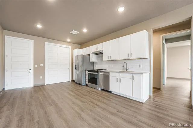 12983 W Ida Avenue #401 Littleton, CO 80127