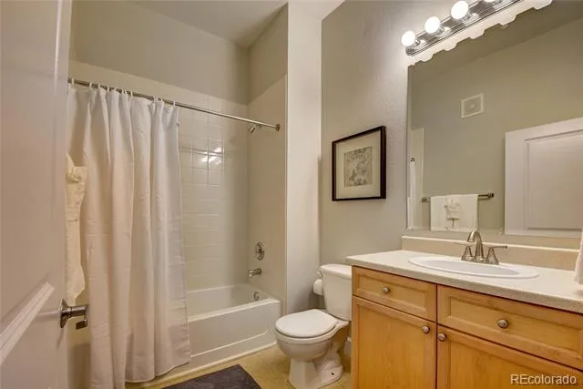 5677 Park Place #205B Greenwood Village, CO 80111