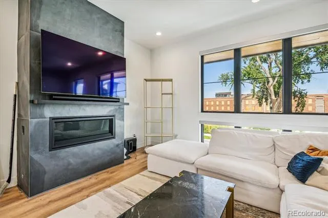 4294 E 8th Place Denver, CO 80220