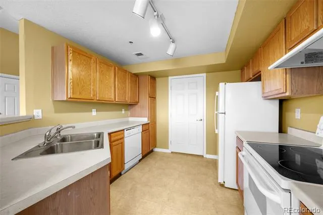 5763 Gibralter Way #2-307 Aurora, CO 80019