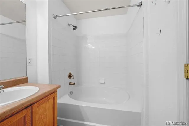 5763 Gibralter Way #2-307 Aurora, CO 80019