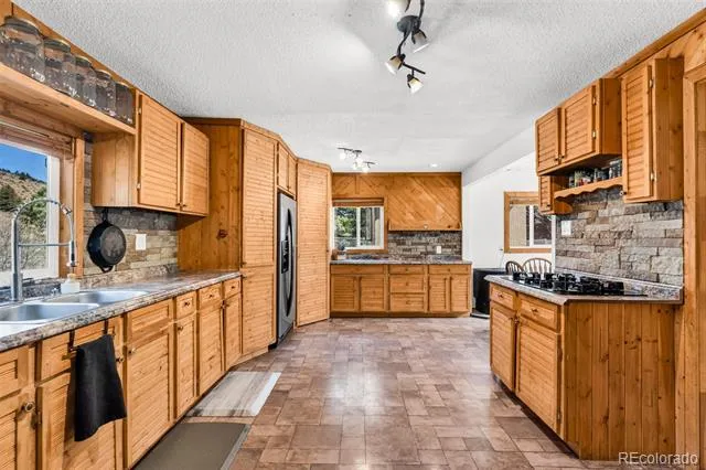 20728 Hwy 96 Wetmore, CO 81253