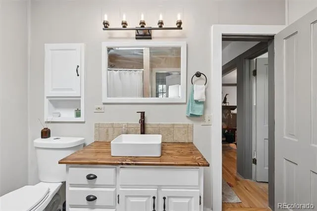 1515 W Cheyenne Road Colorado Springs, CO 80906
