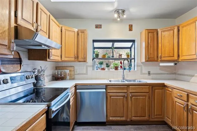 1515 W Cheyenne Road Colorado Springs, CO 80906