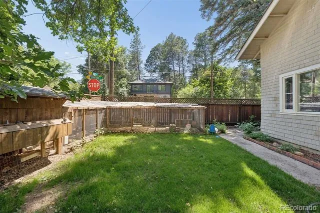 1515 W Cheyenne Road Colorado Springs, CO 80906