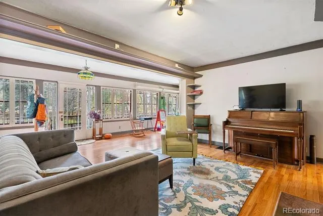 1515 W Cheyenne Road Colorado Springs, CO 80906