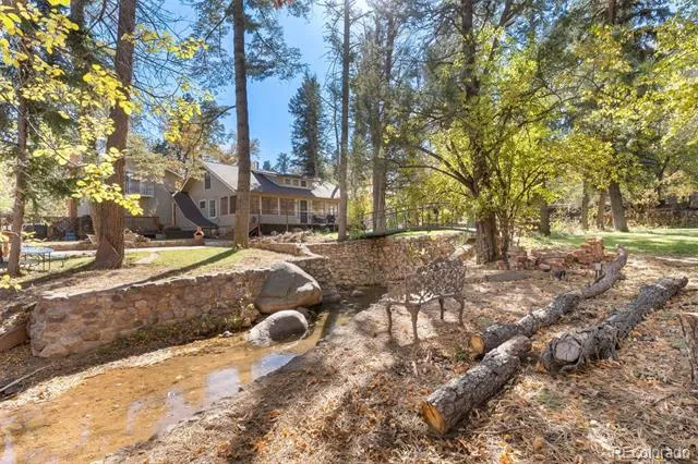 1515 W Cheyenne Road Colorado Springs, CO 80906