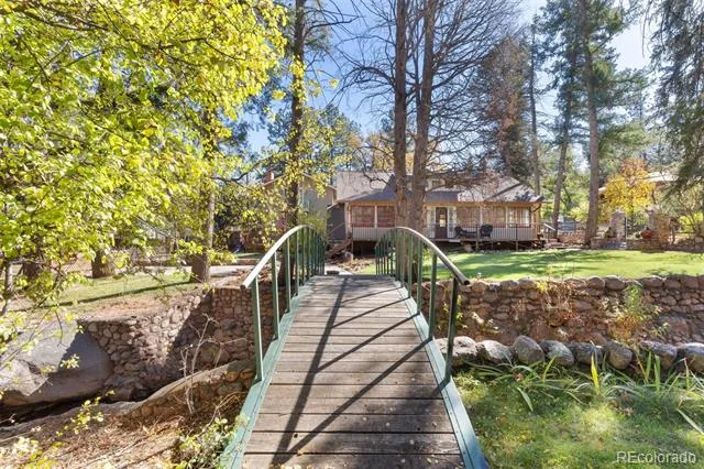 1515 W Cheyenne Road Colorado Springs, CO 80906