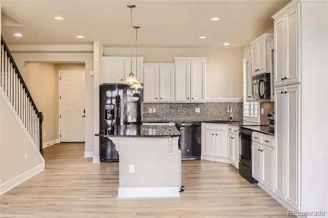 5426 Espana Court Denver, CO 80249