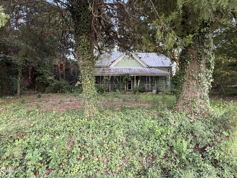 6531 Harper House Road Newton Grove, NC 28366