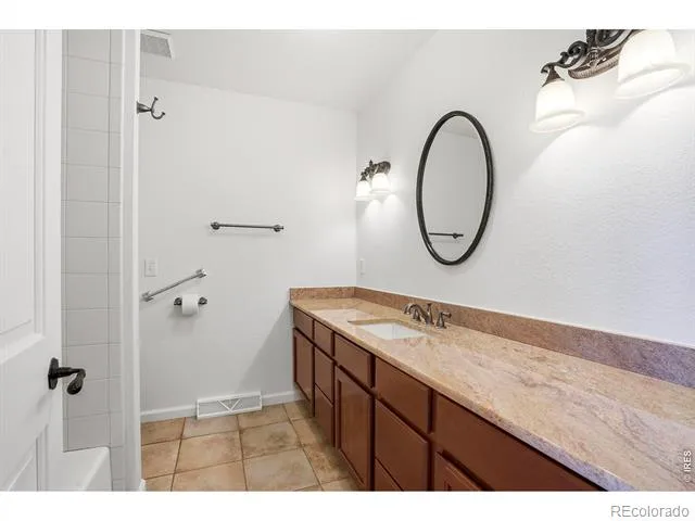 677 County Road 18 Longmont, CO 80504