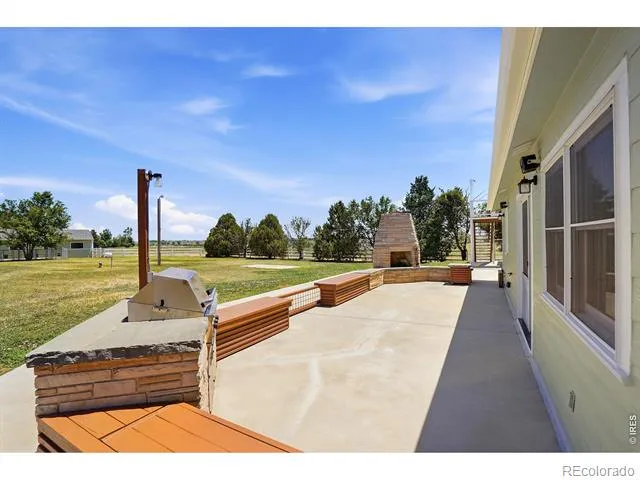 677 County Road 18 Longmont, CO 80504