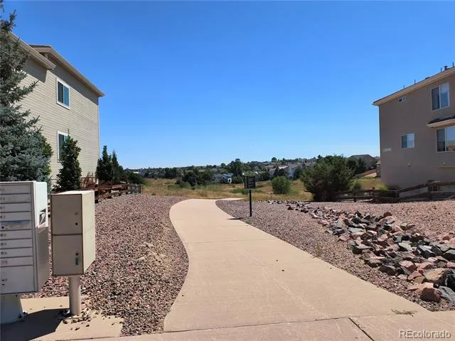 10145 Charissglen Lane Highlands Ranch, CO 80126