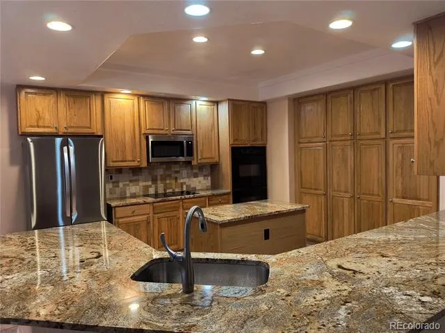 10145 Charissglen Lane Highlands Ranch, CO 80126