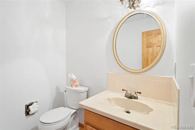 7296 S Chase Court Littleton, CO 80128