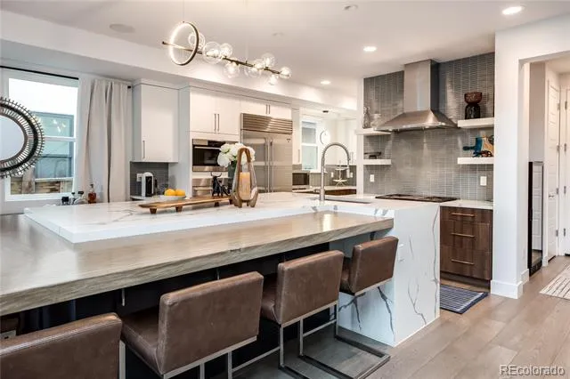 43 S Oneida Court Denver, CO 80230
