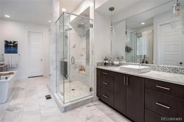 43 S Oneida Court Denver, CO 80230