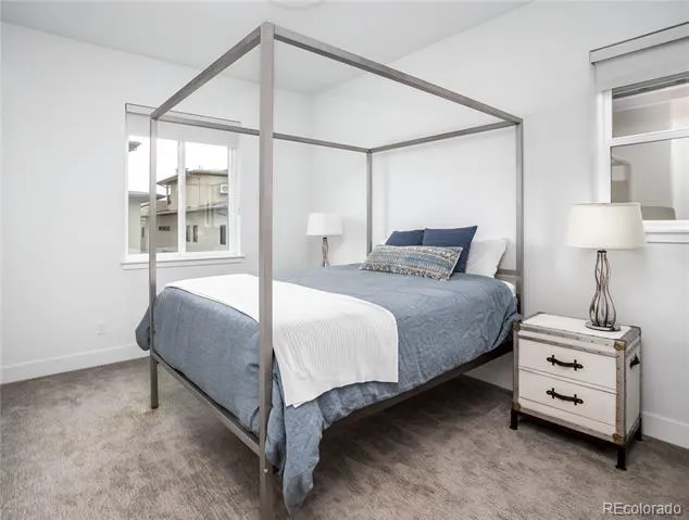 43 S Oneida Court Denver, CO 80230