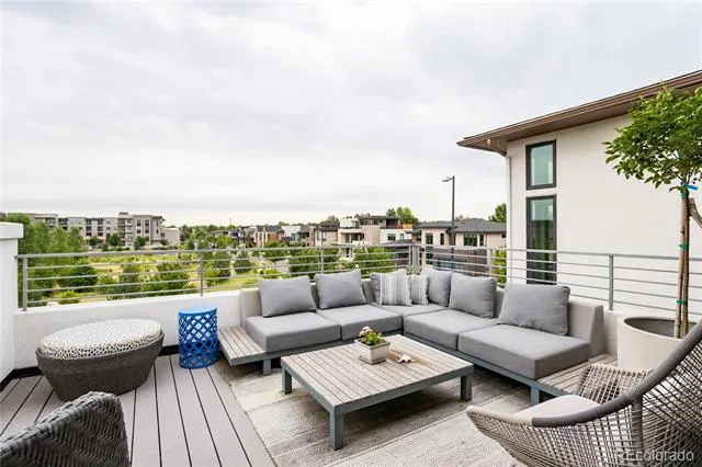 43 S Oneida Court Denver, CO 80230