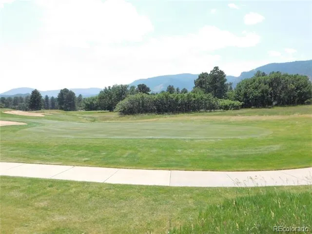 5980 Country Club Drive Larkspur, CO 80118