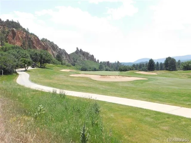 5980 Country Club Drive Larkspur, CO 80118